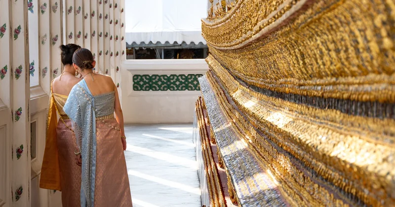 Salutations, temples, pourboires : le mode d'emploi pays par pays