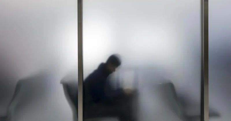 Vol reporté au lendemain : comment récupérer les frais annexes sans dix mois de bataille